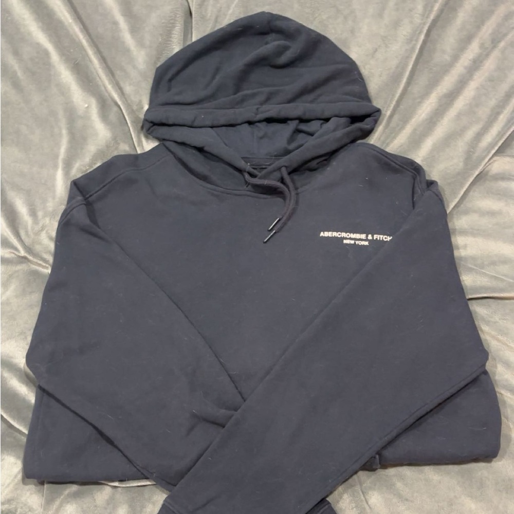 Abercrombie and finch
Navy